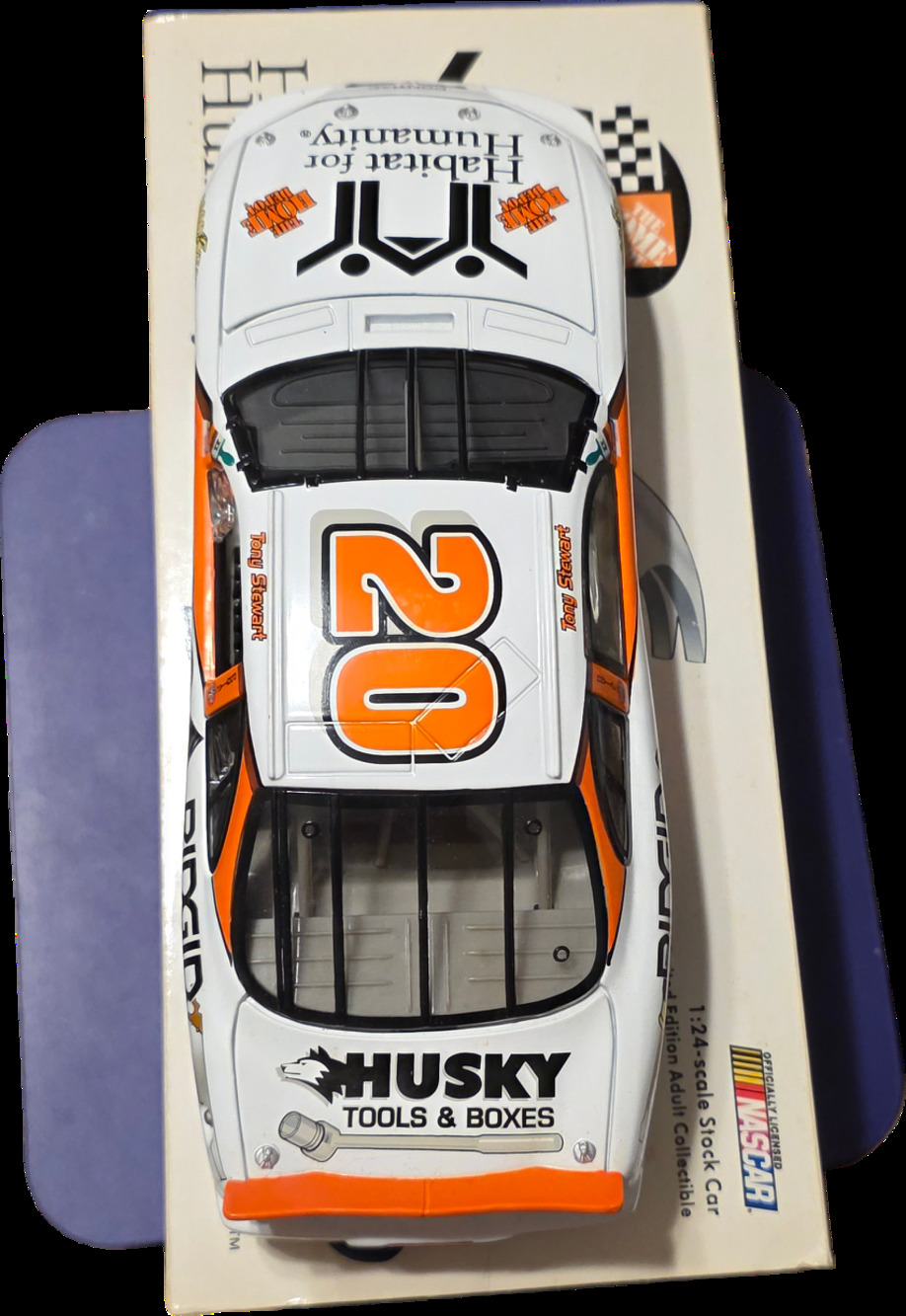 Tony Stewart #20 Home Depot Habitat For Humanity 1999 Pontiac 1:24 Diecast